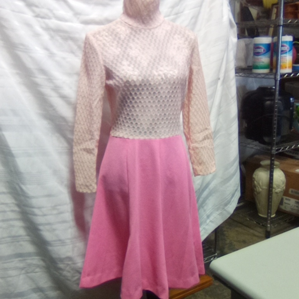 Vintage pink lace dress size 14
